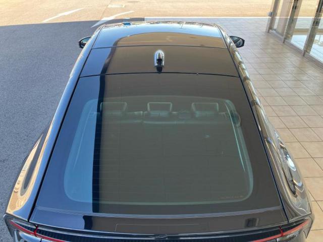 プリウス Ｚ　新品タイヤ／ガラスルーフ／保証書／純正　ＳＤナビ／デジタルインナーミラー／衝突安全装置／シートヒーター／全方位モニター／車線逸脱防止支援システム／シート　合皮／パーキングアシスト　自動操舵　ＥＴＣ（50枚目）