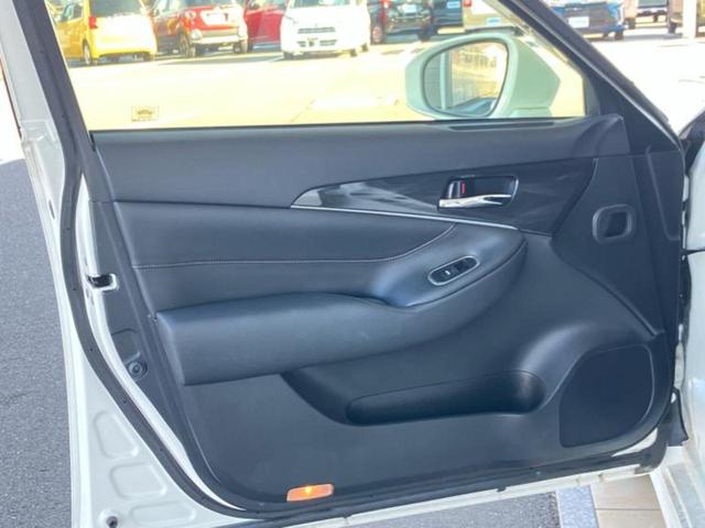 クラウンハイブリッド ハイブリッドアスリートＳ　新品タイヤ／純正　ＳＤナビ／シートヒーター／ヘッドランプ　ＨＩＤ／ＥＴＣ／ＥＢＤ付ＡＢＳ／横滑り防止装置／アイドリングストップ／バックモニター／地上波デジタルチューナー／ＤＶＤ／エアバッグ　運転席（19枚目）