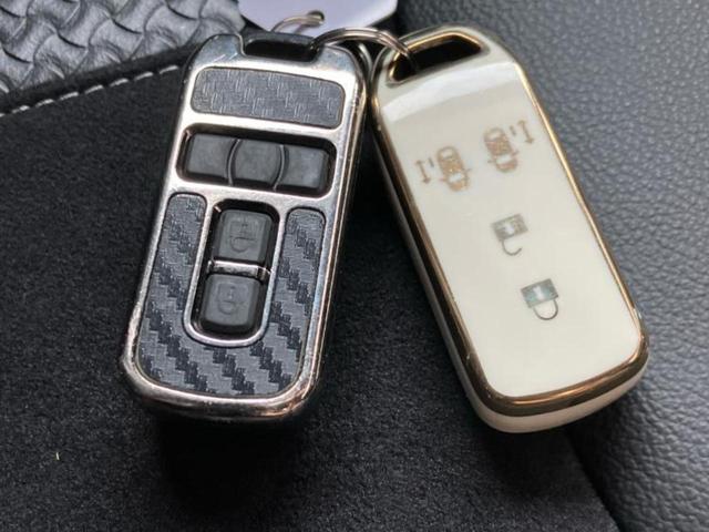 Ｎ－ＢＯＸカスタム Ｌ・ターボ　新品タイヤ／保証書／純正　９インチ　ＳＤナビ／衝突安全装置／両側電動スライドドア／シートヒーター／車線逸脱防止支援システム／シート　ハーフレザー／ヘッドランプ　ＬＥＤ／ＥＢＤ付ＡＢＳ　ワンオーナー（26枚目）