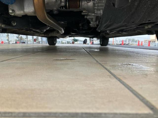 Ｎ－ＢＯＸカスタム Ｌ・ターボ　新品タイヤ／保証書／純正　９インチ　ＳＤナビ／衝突安全装置／両側電動スライドドア／シートヒーター／車線逸脱防止支援システム／シート　ハーフレザー／ヘッドランプ　ＬＥＤ／ＥＢＤ付ＡＢＳ　ワンオーナー（41枚目）