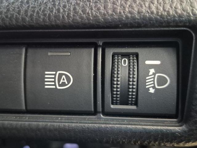 プリウス Ｇ　新品タイヤ／保証書／ディスプレイオーディオ＋ナビ８インチ／トヨタセーフティセンス／シートヒーター　前席／車線逸脱防止支援システム／ヘッドランプ　ＬＥＤ／ＵＳＢジャック　衝突被害軽減システム（31枚目）