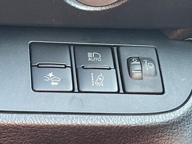 ハイブリッドファンベースX 社外 9インチ メモリーナビ/トヨタセーフティセンス/電動スライドドア/ヘッドランプ HID/Bluetooth接続/ETC/EBD付ABS/横滑り防止装置/アイドリングストップ/バックモニター(16枚目)