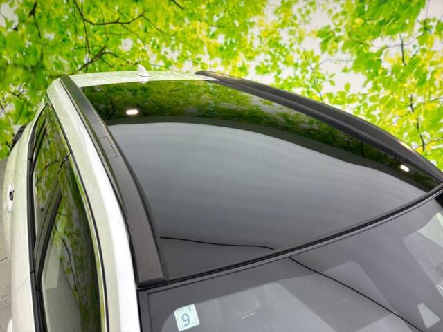 カローラクロス ハイブリッドＺ　サンルーフ／保証書／ディスプレイオーディオ＋ナビ９インチ／衝突安全装置／シートヒーター／車線逸脱防止支援システム／シート　ハーフレザー／電動バックドア／ヘッドランプ　ＬＥＤ／ＥＴＣ　バックカメラ（43枚目）