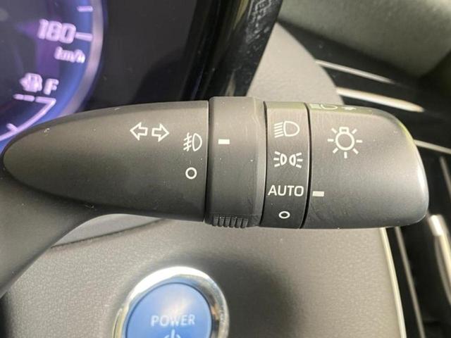 クラウンハイブリッド Sエレガンススタイル 新品タイヤ/純正エアロ/保証書/純正 8インチ SDナビ/トヨタセーフティセンス/シートヒーター 前席/車線逸脱防止支援システム/シート ハーフレザー/ドライブレコーダー 前後 衝突被害軽減システム(17枚目)