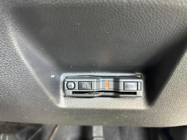 シャトル ハイブリッド・ホンダセンシング 保証書/社外 ナビ/ホンダセンシング/車線逸脱防止支援システム/ドライブレコーダー 社外/Bluetooth接続/ETC/EBD付ABS/横滑り防止装置/アイドリングストップ/エアバッグ 運転席(16枚目)