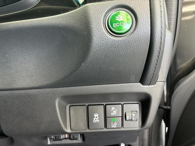 シャトル ハイブリッド・ホンダセンシング 保証書/社外 ナビ/ホンダセンシング/車線逸脱防止支援システム/ドライブレコーダー 社外/Bluetooth接続/ETC/EBD付ABS/横滑り防止装置/アイドリングストップ/エアバッグ 運転席(17枚目)