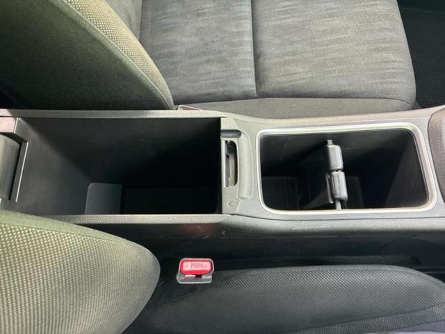 シャトル ハイブリッド・ホンダセンシング 保証書/社外 ナビ/ホンダセンシング/車線逸脱防止支援システム/ドライブレコーダー 社外/Bluetooth接続/ETC/EBD付ABS/横滑り防止装置/アイドリングストップ/エアバッグ 運転席(27枚目)