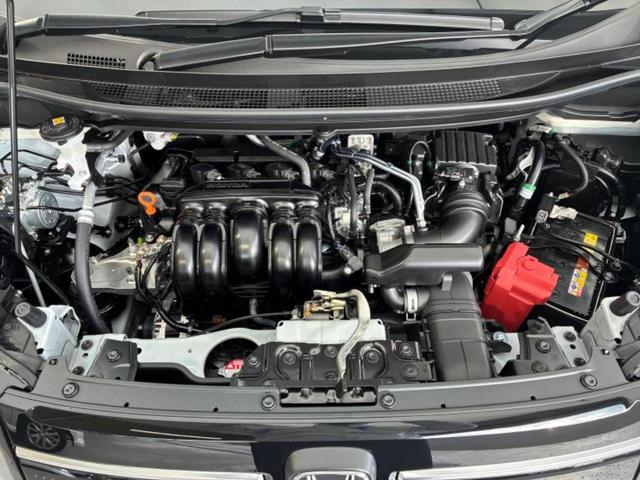 フリード ＡＩＲ　保証書／純正　８インチ　ナビ／ホンダセンシング／両側電動スライドドア／シートヒーター　前席／車線逸脱防止支援システム／パーキングアシスト　バックガイド／登録済未使用車　衝突被害軽減システム　禁煙車（43枚目）