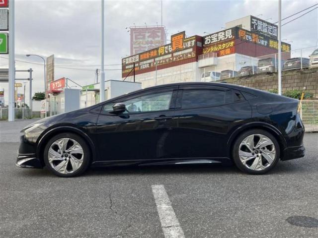 プリウス Z サンルーフ/純正エアロ/保証書/ディスプレイオーディオ/デジタルインナーミラー/衝突安全装置/シートヒーター/全方位モニター/車線逸脱防止支援システム/シート 合皮/パーキングアシスト 自動操舵(2枚目)