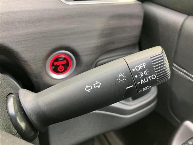 フリードハイブリッド ハイブリッドＧホンダセンシング　保証書／純正　９インチ　ＳＤナビ／フリップダウンモニター　純正　１１．６インチ／ホンダセンシング／両側電動スライドドア／シートヒーター　前席／車線逸脱防止支援システム／シート　ハーフレザー　ＤＶＤ再生（30枚目）