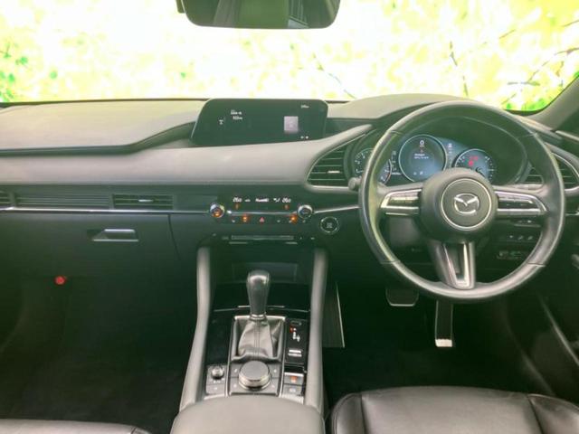 MAZDA3ファストバック 20S Lパッケージ 新品タイヤ/BOSE/保証書/純正 SDナビ/衝突安全装置/シートヒーター/360°ビューモニター/車線逸脱防止支援システム/シート フルレザー/ドライブレコーダー 純正/ヘッドランプ HID 禁煙車(4枚目)