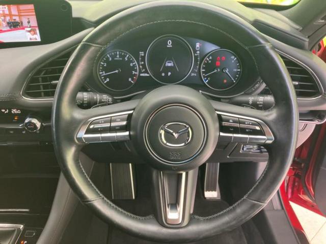 MAZDA3ファストバック 20S Lパッケージ 新品タイヤ/BOSE/保証書/純正 SDナビ/衝突安全装置/シートヒーター/360°ビューモニター/車線逸脱防止支援システム/シート フルレザー/ドライブレコーダー 純正/ヘッドランプ HID 禁煙車(15枚目)