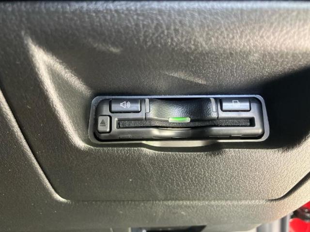 MAZDA3ファストバック 20S Lパッケージ 新品タイヤ/BOSE/保証書/純正 SDナビ/衝突安全装置/シートヒーター/360°ビューモニター/車線逸脱防止支援システム/シート フルレザー/ドライブレコーダー 純正/ヘッドランプ HID 禁煙車(25枚目)