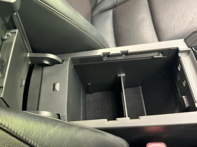 MAZDA3ファストバック 20S Lパッケージ 新品タイヤ/BOSE/保証書/純正 SDナビ/衝突安全装置/シートヒーター/360°ビューモニター/車線逸脱防止支援システム/シート フルレザー/ドライブレコーダー 純正/ヘッドランプ HID 禁煙車(32枚目)