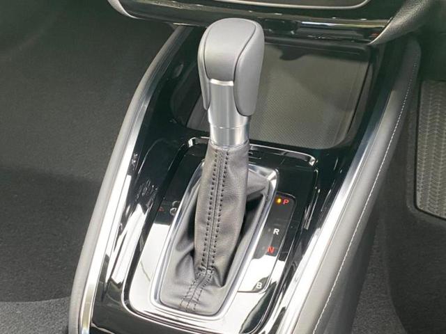 ヴェゼル eHEV Z 保証書/純正 9インチ ナビ/ホンダセンシング/シートヒーター/車線逸脱防止支援システム/電動バックドア/ヘッドランプ LED/Bluetooth接続/EBD付ABS/横滑り防止装置 レーンアシスト(28枚目)