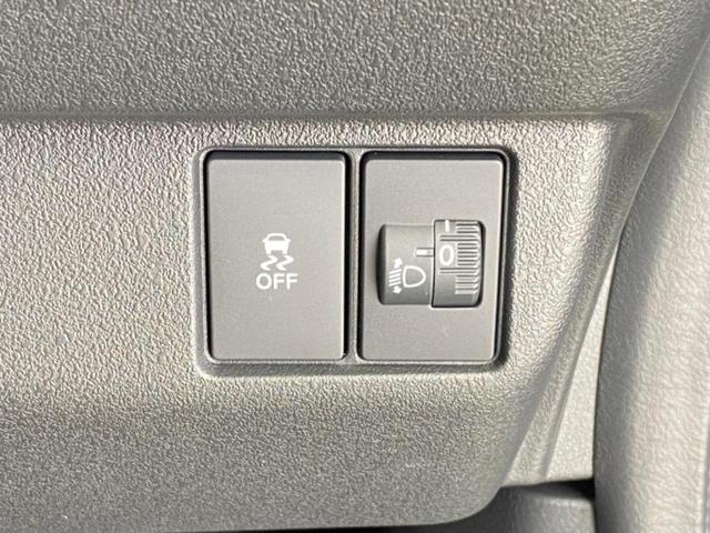 N-BOXカスタム ヒョウジュン 新品タイヤ/保証書/純正 9インチ ナビ/ホンダセンシング/両側電動スライドドア/シートヒーター 前席/マルチビューカメラシステム/車線逸脱防止支援システム/ヘッドランプ LED/USBジャック(18枚目)