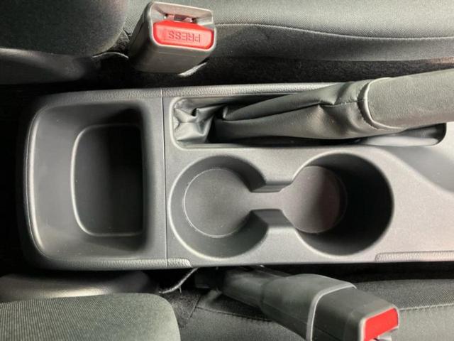 ヤリス Z 保証書/ディスプレイオーディオ/トヨタセーフティセンス/シートヒーター/車線逸脱防止支援システム/ヘッドランプ LED/Bluetooth接続/ETC2.0/EBD付ABS/横滑り防止装置(33枚目)