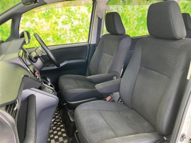 ヴォクシー ハイブリッドV 純正エアロ/保証書/純正 SDナビ/フリップダウンモニター/両側電動スライドドア/シートヒーター/ヘッドランプ LED/ETC/EBD付ABS/横滑り防止装置/アイドリングストップ/フルセグTV(8枚目)