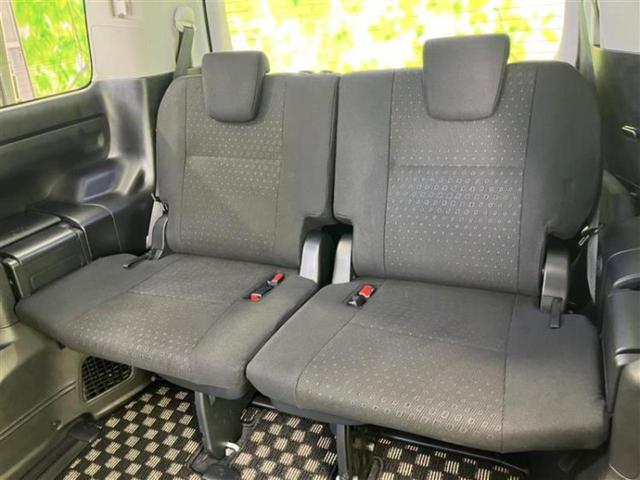 ヴォクシー ハイブリッドV 純正エアロ/保証書/純正 SDナビ/フリップダウンモニター/両側電動スライドドア/シートヒーター/ヘッドランプ LED/ETC/EBD付ABS/横滑り防止装置/アイドリングストップ/フルセグTV(20枚目)