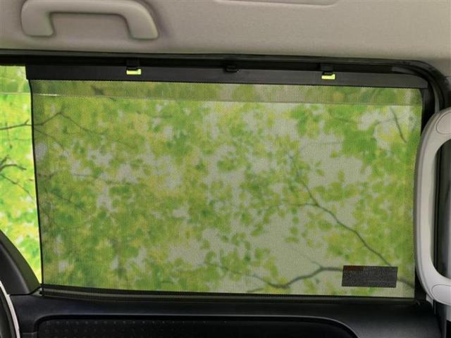 ヴォクシー ハイブリッドV 純正エアロ/保証書/純正 SDナビ/フリップダウンモニター/両側電動スライドドア/シートヒーター/ヘッドランプ LED/ETC/EBD付ABS/横滑り防止装置/アイドリングストップ/フルセグTV(31枚目)