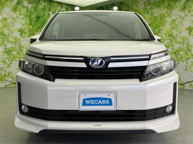 ヴォクシー ハイブリッドV 純正エアロ/保証書/純正 SDナビ/フリップダウンモニター/両側電動スライドドア/シートヒーター/ヘッドランプ LED/ETC/EBD付ABS/横滑り防止装置/アイドリングストップ/フルセグTV(35枚目)