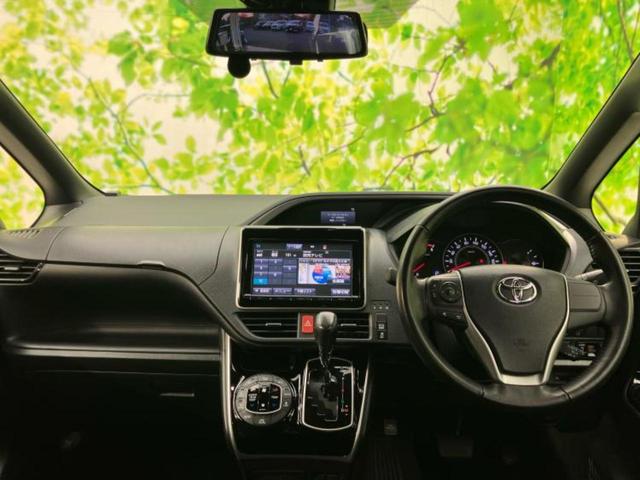 ヴォクシー ＺＳキラメキ　純正　９インチ　ＳＤナビ／フリップダウンモニター／トヨタセーフティセンス／両側電動スライドドア／車線逸脱防止支援システム／ドライブレコーダー　前後／ヘッドランプ　ＬＥＤ／ＵＳＢジャック　バックカメラ（9枚目）