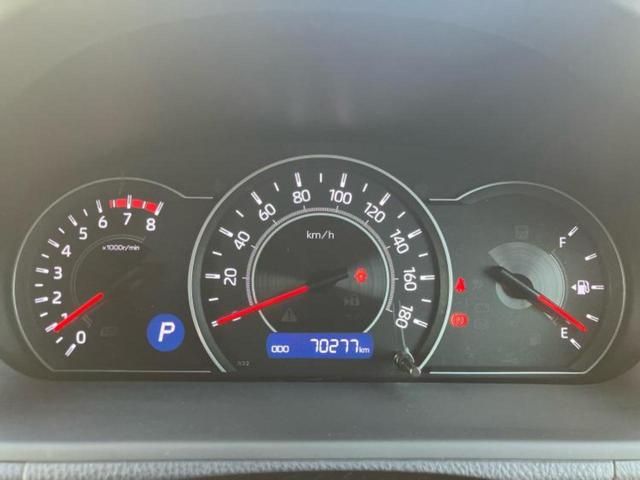 ヴォクシー ＺＳキラメキ　純正　９インチ　ＳＤナビ／フリップダウンモニター／トヨタセーフティセンス／両側電動スライドドア／車線逸脱防止支援システム／ドライブレコーダー　前後／ヘッドランプ　ＬＥＤ／ＵＳＢジャック　バックカメラ（15枚目）