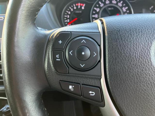 ヴォクシー ＺＳキラメキ　純正　９インチ　ＳＤナビ／フリップダウンモニター／トヨタセーフティセンス／両側電動スライドドア／車線逸脱防止支援システム／ドライブレコーダー　前後／ヘッドランプ　ＬＥＤ／ＵＳＢジャック　バックカメラ（30枚目）