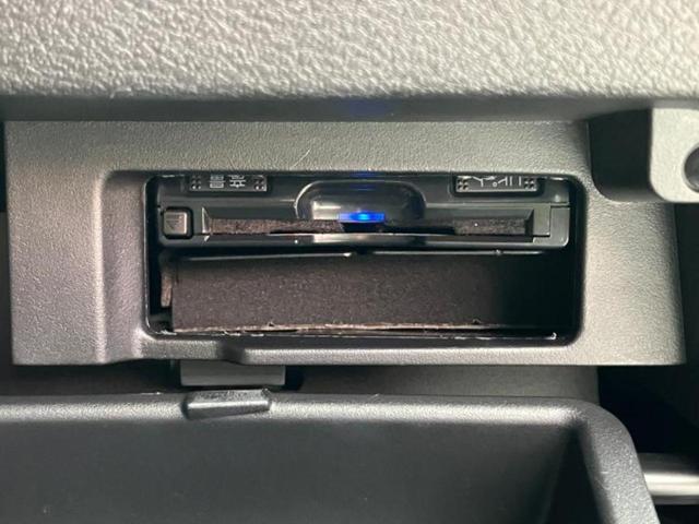 セレナ ｅパワーハイウェイスターＶ　新品タイヤ／純正　９インチ　メモリーナビ／エマージェンシーブレーキ／両側電動スライドドア／アラウンドビューモニター／車線逸脱防止支援システム／プロパイロット／ドライブレコーダー　純正　全周囲カメラ（12枚目）