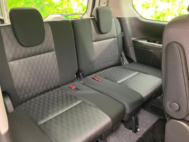 セレナ ｅパワーハイウェイスターＶ　新品タイヤ／純正　９インチ　メモリーナビ／エマージェンシーブレーキ／両側電動スライドドア／アラウンドビューモニター／車線逸脱防止支援システム／プロパイロット／ドライブレコーダー　純正　全周囲カメラ（17枚目）