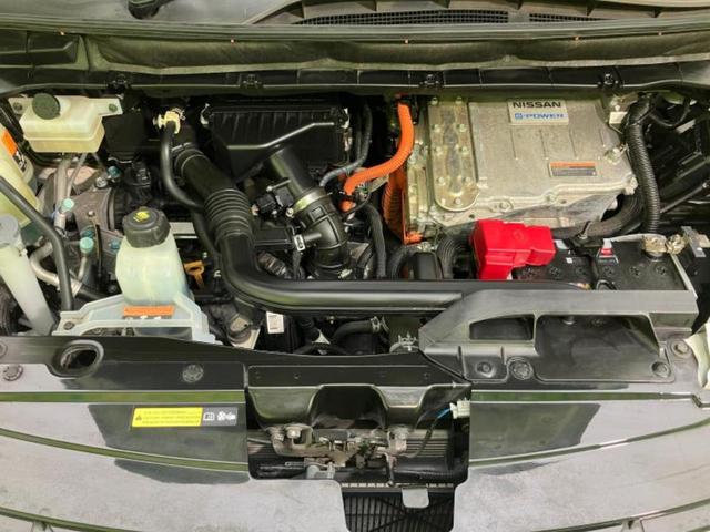 セレナ ｅパワーハイウェイスターＶ　新品タイヤ／純正　９インチ　メモリーナビ／エマージェンシーブレーキ／両側電動スライドドア／アラウンドビューモニター／車線逸脱防止支援システム／プロパイロット／ドライブレコーダー　純正　全周囲カメラ（46枚目）