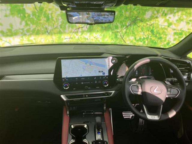 RX 4WD RX350Fスポーツ サンルーフ/保証書/ディスプレイオーディオ+ナビ14インチ/デジタルインナーミラー/衝突安全装置/シートヒーター/パノラミックビューモニター/車線逸脱防止支援システム/シート フルレザー 革シート(9枚目)