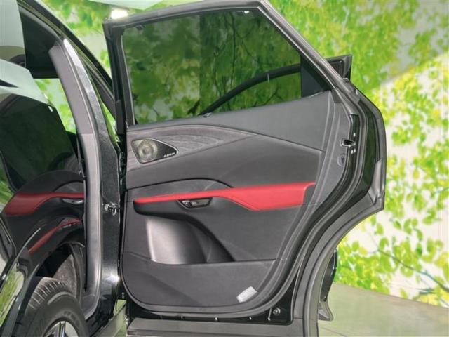 RX 4WD RX350Fスポーツ サンルーフ/保証書/ディスプレイオーディオ+ナビ14インチ/デジタルインナーミラー/衝突安全装置/シートヒーター/パノラミックビューモニター/車線逸脱防止支援システム/シート フルレザー 革シート(21枚目)