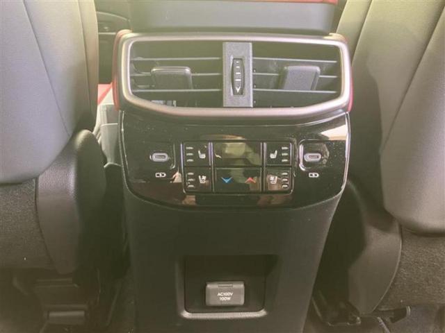 RX 4WD RX350Fスポーツ サンルーフ/保証書/ディスプレイオーディオ+ナビ14インチ/デジタルインナーミラー/衝突安全装置/シートヒーター/パノラミックビューモニター/車線逸脱防止支援システム/シート フルレザー 革シート(25枚目)