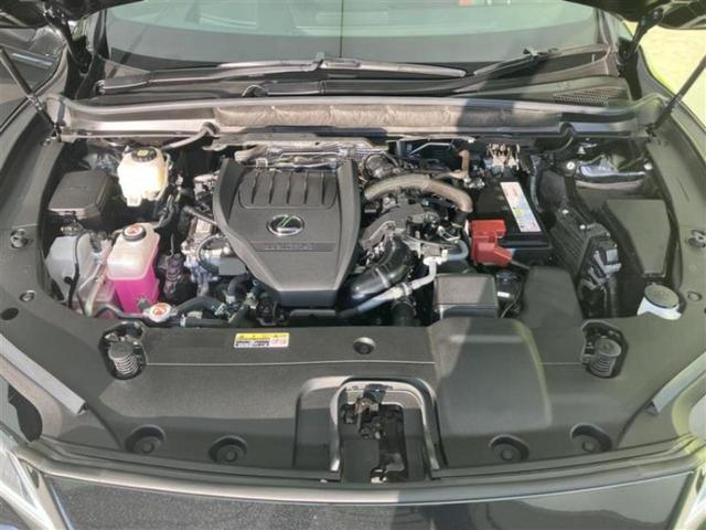 RX 4WD RX350Fスポーツ サンルーフ/保証書/ディスプレイオーディオ+ナビ14インチ/デジタルインナーミラー/衝突安全装置/シートヒーター/パノラミックビューモニター/車線逸脱防止支援システム/シート フルレザー 革シート(34枚目)