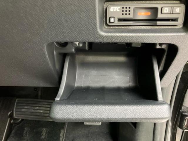 ステップワゴンスパーダ スパーダZクールスピリット 純正 9インチ SDナビ/両側電動スライドドア/シート ハーフレザー/ヘッドランプ HID/ETC/EBD付ABS/横滑り防止装置/クルーズコントロール/バックモニター/フルセグTV/DVD 禁煙車(46枚目)