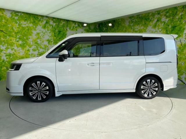 ステップワゴン ｅＨＥＶスパーダプレミアムライン　保証書／純正　１１インチ　ナビ／フリップダウンモニター　純正　１５．６インチ／ホンダセンシング／両側電動スライドドア／シートヒーター／車線逸脱防止支援システム／電動バックドア　衝突被害軽減システム（2枚目）