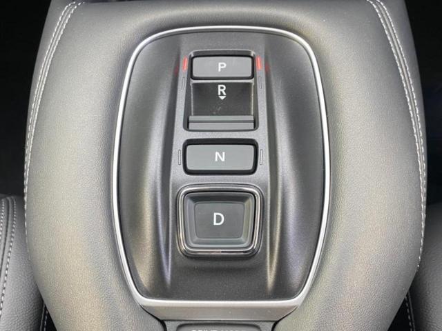 ＺＲ－Ｖ ｅＨＥＶ　Ｚ　保証書／ディスプレイオーディオ＋ナビ９インチ／ホンダセンシング／シートヒーター／マルチビューカメラシステム／車線逸脱防止支援システム／シート　フルレザー／電動バックドア／登録済　革シート　バックカメラ（35枚目）