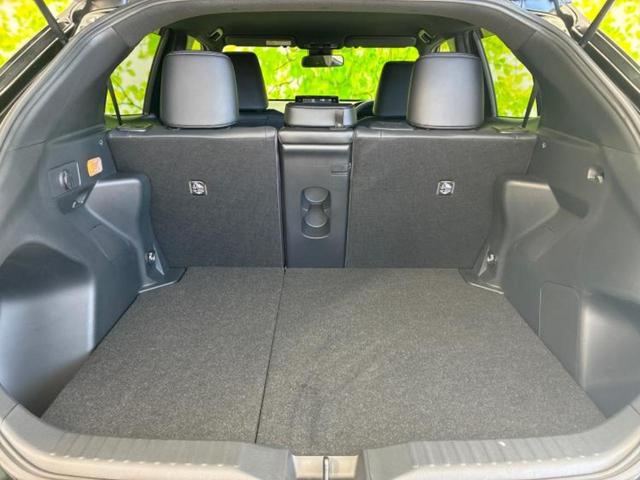 ヤリスクロス ハイブリッドＺ　保証書／ディスプレイオーディオ＋ナビ８インチ／トヨタセーフティセンス／シートヒーター　前席／車線逸脱防止支援システム／シート　フルレザー／ヘッドランプ　ＬＥＤ／ＵＳＢジャック　革シート　バックカメラ（8枚目）