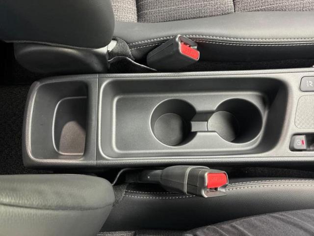 ヤリスクロス ハイブリッドＺ　保証書／ディスプレイオーディオ＋ナビ８インチ／トヨタセーフティセンス／シートヒーター　前席／車線逸脱防止支援システム／シート　フルレザー／ヘッドランプ　ＬＥＤ／ＵＳＢジャック　革シート　バックカメラ（30枚目）