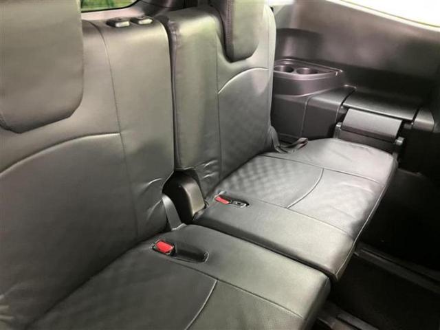 ヴォクシー ハイブリッドＳ－Ｚ　新品タイヤ／純正エアロ／保証書／純正　ＨＤＤナビ／後席モニター　純正　１２．３インチ／デジタルインナーミラー／衝突安全装置／両側電動スライドドア／シートヒーター　前席／パノラミックビューモニター（8枚目）