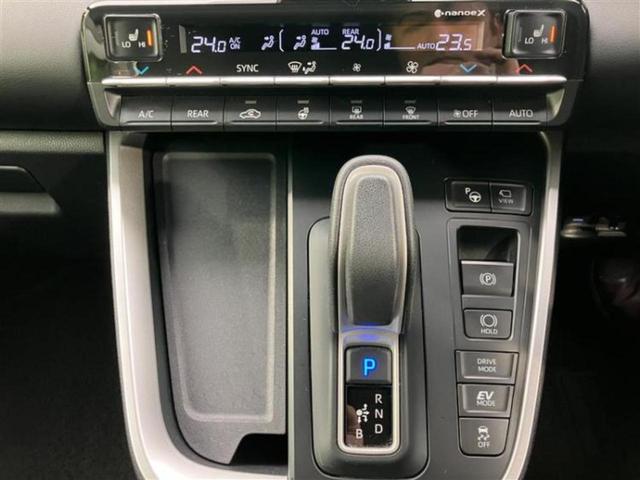 ヴォクシー ハイブリッドＳ－Ｚ　新品タイヤ／純正エアロ／保証書／純正　ＨＤＤナビ／後席モニター　純正　１２．３インチ／デジタルインナーミラー／衝突安全装置／両側電動スライドドア／シートヒーター　前席／パノラミックビューモニター（26枚目）