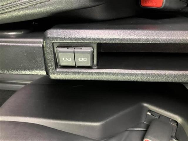 ヴォクシー ハイブリッドＳ－Ｚ　新品タイヤ／純正エアロ／保証書／純正　ＨＤＤナビ／後席モニター　純正　１２．３インチ／デジタルインナーミラー／衝突安全装置／両側電動スライドドア／シートヒーター　前席／パノラミックビューモニター（35枚目）