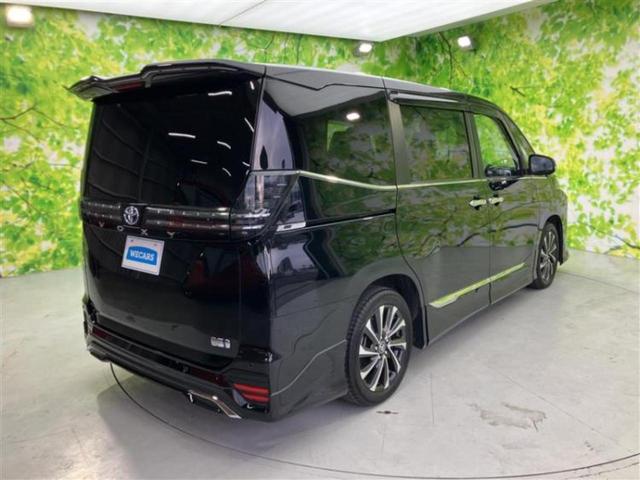 ヴォクシー ハイブリッドＳ－Ｚ　新品タイヤ／純正エアロ／保証書／純正　ＨＤＤナビ／後席モニター　純正　１２．３インチ／デジタルインナーミラー／衝突安全装置／両側電動スライドドア／シートヒーター　前席／パノラミックビューモニター（43枚目）