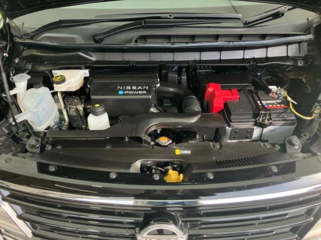 セレナ eパワーハイウェイスターV 純正 12.3インチ メモリーナビ/フリップダウンモニター 純正 11インチ/インテリジェントルームミラー/エマージェンシーブレーキ/両側電動スライドドア/アラウンドビューモニター 全周囲カメラ(55枚目)