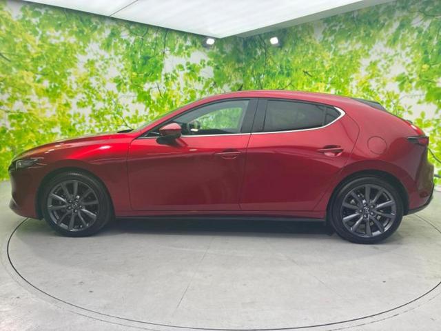 ＭＡＺＤＡ３ファストバック ２０Ｓプロアクティブツーリングセレクション　ＢＯＳＥ／保証書／ディスプレイオーディオ／衝突安全装置／シートヒーター／全方位モニター／車線逸脱防止支援システム／シート　フルレザー／ドライブレコーダー　純正／ヘッドランプ　ＬＥＤ／ＵＳＢジャック（2枚目）