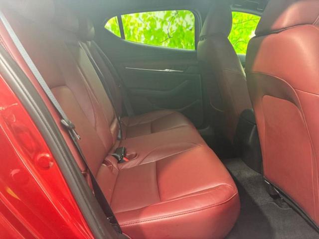 ＭＡＺＤＡ３ファストバック ２０Ｓプロアクティブツーリングセレクション　ＢＯＳＥ／保証書／ディスプレイオーディオ／衝突安全装置／シートヒーター／全方位モニター／車線逸脱防止支援システム／シート　フルレザー／ドライブレコーダー　純正／ヘッドランプ　ＬＥＤ／ＵＳＢジャック（5枚目）