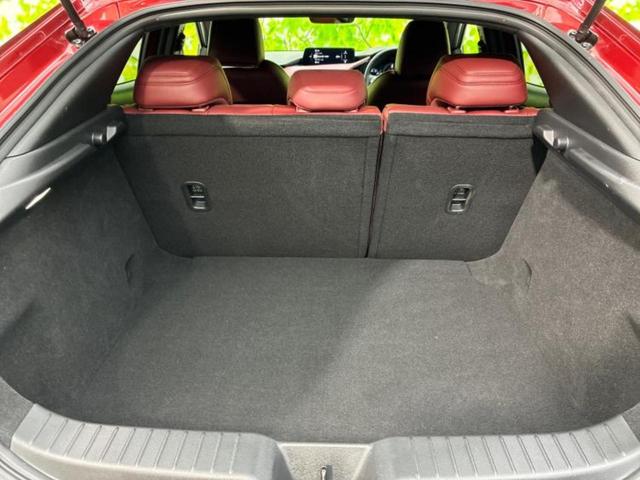 ＭＡＺＤＡ３ファストバック ２０Ｓプロアクティブツーリングセレクション　ＢＯＳＥ／保証書／ディスプレイオーディオ／衝突安全装置／シートヒーター／全方位モニター／車線逸脱防止支援システム／シート　フルレザー／ドライブレコーダー　純正／ヘッドランプ　ＬＥＤ／ＵＳＢジャック（8枚目）