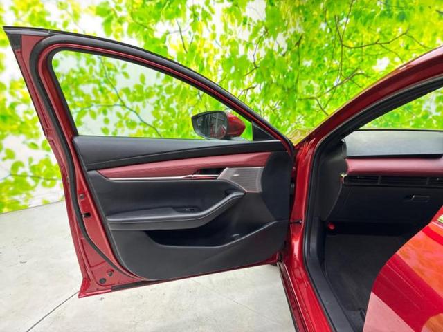 ＭＡＺＤＡ３ファストバック ２０Ｓプロアクティブツーリングセレクション　ＢＯＳＥ／保証書／ディスプレイオーディオ／衝突安全装置／シートヒーター／全方位モニター／車線逸脱防止支援システム／シート　フルレザー／ドライブレコーダー　純正／ヘッドランプ　ＬＥＤ／ＵＳＢジャック（22枚目）