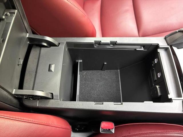 ＭＡＺＤＡ３ファストバック ２０Ｓプロアクティブツーリングセレクション　ＢＯＳＥ／保証書／ディスプレイオーディオ／衝突安全装置／シートヒーター／全方位モニター／車線逸脱防止支援システム／シート　フルレザー／ドライブレコーダー　純正／ヘッドランプ　ＬＥＤ／ＵＳＢジャック（30枚目）